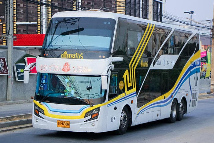 Bus von Bangkok nach Khon Kaen