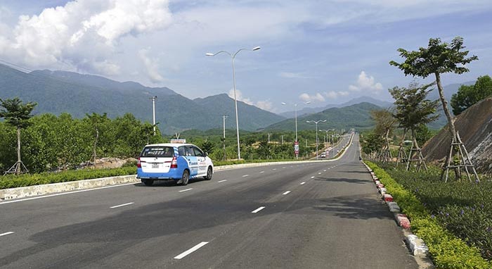 Von Ho-Chi-Minh-Stadt nach Da Lat mit dem Taxi