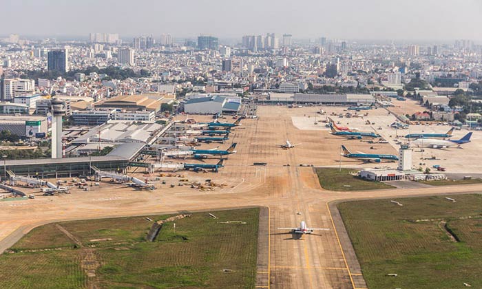 Von Ho-Chi-Minh-Stadt nach Da Nang mit dem Flugzeug