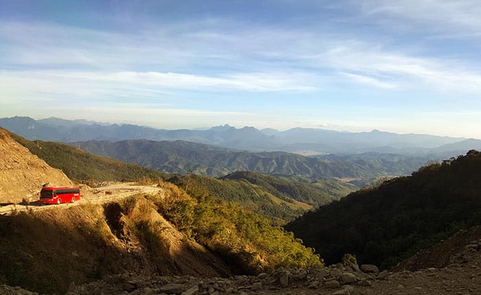 Bus von Luang Prabang nach Vang Vieng