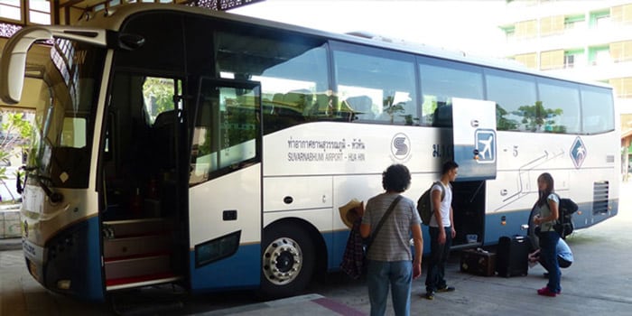 Mit dem Bus vom Flughafen Suvarnabhumi nach Hua Hin.