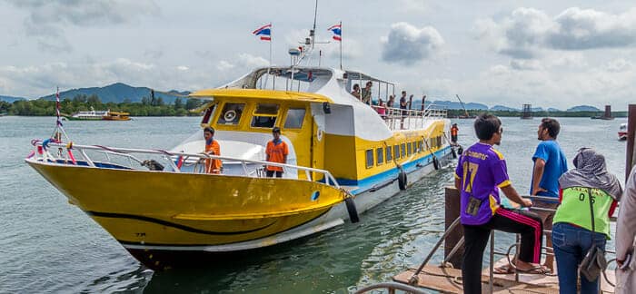 Schnellfähre von Phuket nach Koh Lanta